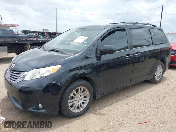 2017 Toyota Sienna XLE Auto Access Seat с VIN 5TDYZ3DC9HS875505, выставлен на аукционе IAAI как лот 42101924 с пробегом Не указан миль и . История ставок и продаж доступна на DreamBid. Изображение 2.