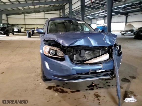 2016 Volvo XC60 T5 Platinum with VIN YV4612RM6G2809121, listed as a Copart auction lot 82032584 with 95,723 mi miles and Salvage Title. Bid and sale history available at carsss.com. Image 12.