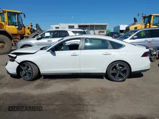 2024 Honda Accord Sport с VIN 1HGCY2F59RA094439, выставлен на аукционе IAAI как лот 41747166 с пробегом 2 749 миль миль и . История ставок и продаж доступна на DreamBid. Изображение 14.