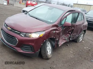 2017 Chevrolet Trax LS with VIN 3GNCJNSB0HL172704, listed as a IAAI auction lot 41821362 with 60,426 mi miles. Bid and sale history available at carsss.com. Image 22.