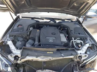 2018 Mercedes-Benz E-Class E 300 with VIN WDDZF4JB1JA365754, listed as a IAAI auction lot 41992681 with 88,203 mi miles. Bid and sale history available at carsss.com. Image 10.