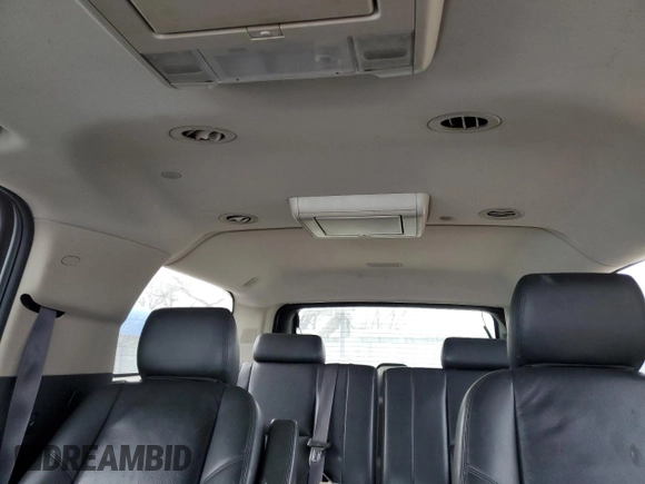 2011 GMC Yukon XL Denali z VIN 1GKS2MEF7BR330261, wystawiony jako Copart lot #45718605 z przebiegiem 158 271 mil mil oraz Szkoda całkowita • Salvage title. Historia ofert i sprzedaży dostępna na DreamBid. Obrazek 10.