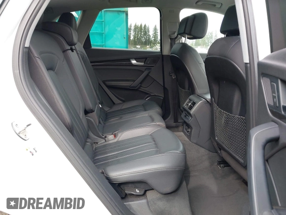 2020 Audi Q5 Premium Plus with VIN WA1BNAFY2L2014594, listed as a IAAI auction lot 41765211 with 63,600 mi miles. Bid and sale history available at carsss.com. Image 8.