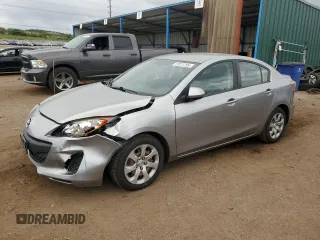 2012 Mazda 3 i Sport z VIN JM1BL1UF7C1597067, wystawiony jako Copart lot #57071755 z przebiegiem 141 004 mil mil oraz Szkoda całkowita • Salvage title. Historia ofert i sprzedaży dostępna na DreamBid. Obrazek 1.