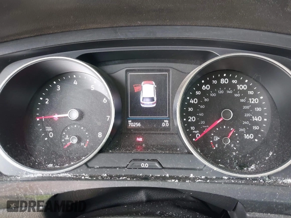 2018 Volkswagen Tiguan SEL with VIN 3VV2B7AX8JM120443, listed as a IAAI auction lot 42154773 with 70,256 mi miles and . Bid and sale history available at DreamBid. Image 7.