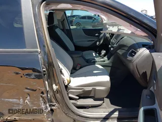 2023 Chevrolet Equinox LS с VIN 3GNAXHEG8PL204263, выставлен на аукционе IAAI как лот 42085358 с пробегом 26 260 миль миль и . История ставок и продаж доступна на DreamBid. Изображение 5.