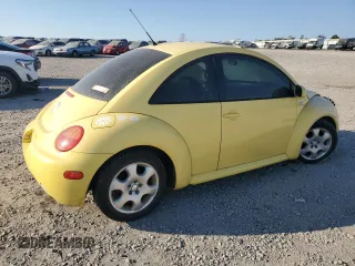 2003 Volkswagen New Beetle Coupe GLS with VIN 3VWCK21C03M410484, listed as a Copart auction lot 73998364 with 151,328 mi miles and Salvage Title. Bid and sale history available at carsss.com. Image 3.