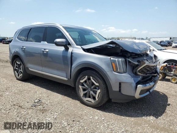 2023 Kia Telluride S with VIN 5XYP64GC0PG354867, listed as a Copart auction lot 55925425 with 32,597 mi miles and Salvage title. Bid and sale history available at DreamBid. Image 4.