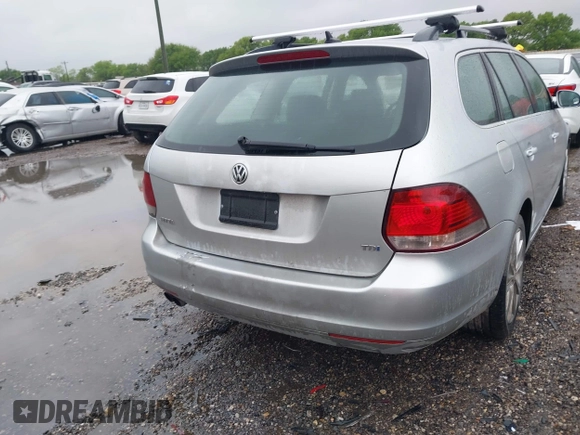 2011 Volkswagen Jetta TDI z VIN 3VWPL7AJ9BM649315, wystawiony jako IAAI lot #41908354 z przebiegiem 133 021 mil mil oraz . Historia ofert i sprzedaży dostępna na DreamBid. Obrazek 6.
