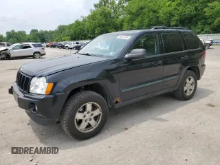 2007 Jeep Grand Cherokee Laredo z VIN 1J8GR48K17C693020, wystawiony jako Copart lot #59847865 z przebiegiem 159 531 mil mil oraz Szkoda całkowita • Salvage title. Historia ofert i sprzedaży dostępna na DreamBid. Obrazek 1.