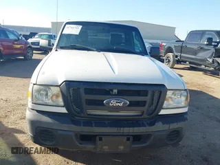 2011 Ford Ranger XL z VIN 1FTKR1AD7BPB20667, wystawiony jako IAAI lot #41761721 z przebiegiem 81 216 mil mil oraz . Historia ofert i sprzedaży dostępna na DreamBid. Obrazek 12.