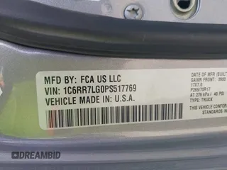 2023 Ram 1500 SLT z VIN 1C6RR7LG0PS517769, wystawiony jako IAAI lot #42451307 z przebiegiem 49 931 mil mil oraz . Historia ofert i sprzedaży dostępna na DreamBid. Obrazek 9.