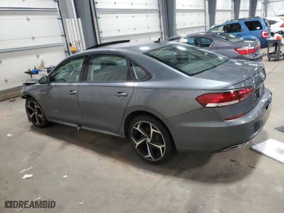 2020 Volkswagen Passat 2.0T R-Line with VIN 1VWMA7A32LC023649, listed as a Copart auction lot 88467535 with 31,647 mi miles and Salvage Title. Bid and sale history available at carsss.com. Image 2.