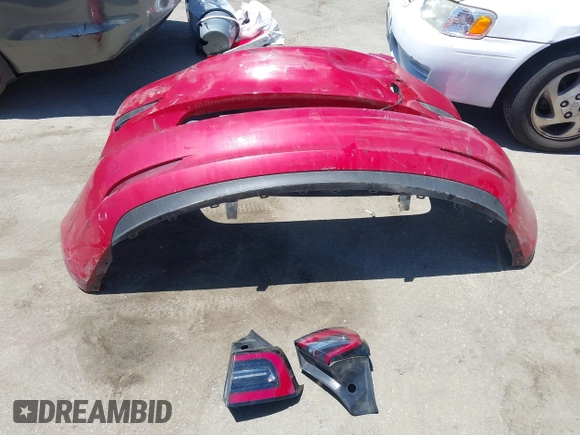 2023 Tesla Model 3 z VIN 5YJ3E1EA4PF454981, wystawiony jako IAAI lot #42704135 z przebiegiem 93 008 mil mil oraz . Historia ofert i sprzedaży dostępna na DreamBid. Obrazek 12.
