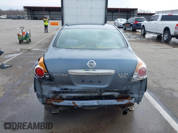 2010 Nissan Altima 3.5 SR with VIN 1N4BL2APXAN461269, listed as a IAAI auction lot 41688378 with 165,751 mi miles. Bid and sale history available at carsss.com. Image 17.