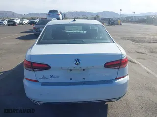 2021 Volkswagen Passat 2.0T SE with VIN 1VWSA7A32MC001319, listed as a IAAI auction lot 41603999 with 113,016 mi miles. Bid and sale history available at carsss.com. Image 15.