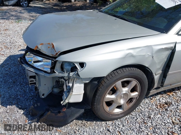 2002 Toyota Solara SE with VIN 2T1FF28P42C589567, listed as a IAAI auction lot 41730052 with 66,701 mi miles and . Bid and sale history available at DreamBid. Image 14.