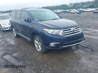 2012 Toyota Highlander Limited z VIN 5TDDK3EH9CS157524, wystawiony jako IAAI lot #42340448 z przebiegiem Nie podano mil oraz . Historia ofert i sprzedaży dostępna na DreamBid. Obrazek 1.