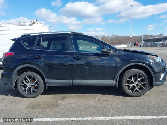 2018 Toyota RAV4 SE with VIN 2T3JFREVXJW817341, listed as a IAAI auction lot 41599972 with 99,739 mi miles. Bid and sale history available at carsss.com. Image 13.