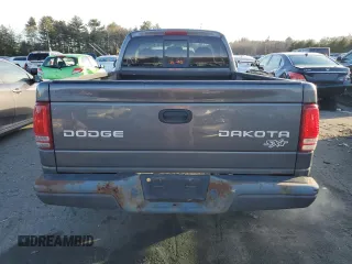 2003 Dodge Dakota with VIN 1D7FL16X03S324737, listed as a Copart auction lot 47253395 with 252,334 mi miles and Salvage Title. Bid and sale history available at carsss.com. Image 6.