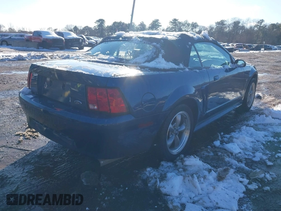 2000 Ford Mustang with VIN 1FAFP4449YF255044, listed as a IAAI auction lot 41534325 with 116,614 mi miles. Bid and sale history available at carsss.com. Image 4.