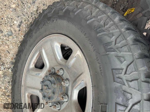 2019 Ram 2500 Tradesman with VIN 3C6UR5CL6KG598109, listed as a IAAI auction lot 42792700 with 167,668 mi miles and . Bid and sale history available at DreamBid. Image 2.