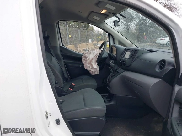 2015 Chevrolet City Express Cargo Van LT with VIN 3N63M0ZN1FK722253, listed as a IAAI auction lot 41755283 with 44,479 mi miles. Bid and sale history available at carsss.com. Image 5.