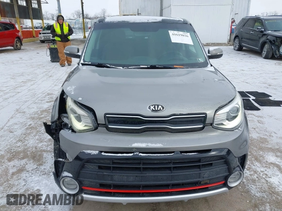 2018 Kia Soul ! with VIN KNDJX3AA1J7516465, listed as a IAAI auction lot 41619026 with 93,948 mi miles. Bid and sale history available at carsss.com. Image 6.