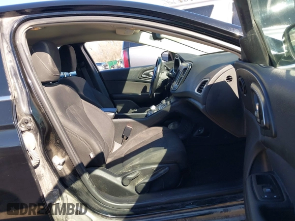 2016 Chrysler 200 Limited with VIN 1C3CCCAB9GN126719, listed as a IAAI auction lot 41828050 with 218,871 mi miles. Bid and sale history available at carsss.com. Image 5.