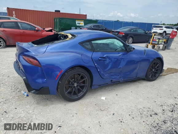 2023 Toyota Supra 3.0 with VIN WZ1DB0G08PW061526, listed as a Copart auction lot 61642655 with 11,279 mi miles and Salvage title. Bid and sale history available at DreamBid. Image 3.