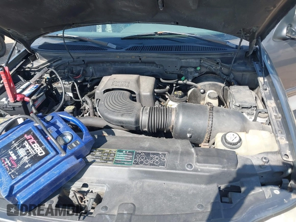 2003 Ford F-150 XL with VIN 1FTRX17L33NB61748, listed as a IAAI auction lot 41789730 with 301,092 mi miles. Bid and sale history available at carsss.com. Image 10.