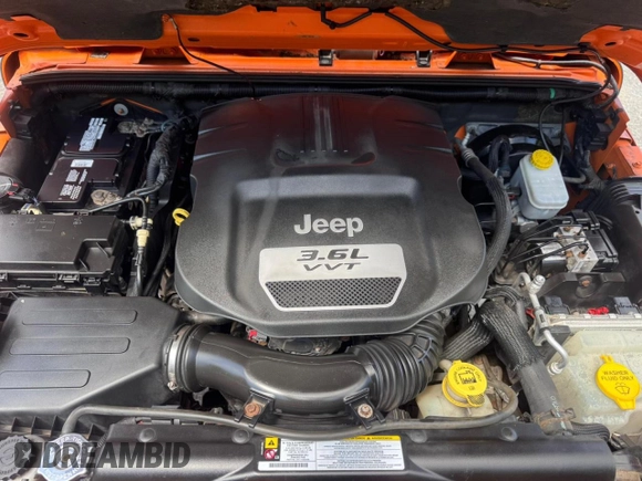 2012 Jeep Wrangler Rubicon with VIN 1C4HJWCG5CL152550, listed as a Copart auction lot 66047195 with 187,458 mi miles and Clean title. Bid and sale history available at DreamBid. Image 7.