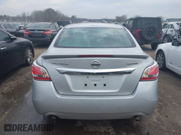 2015 Nissan Altima SL with VIN 1N4BL3AP7FC454420, listed as a IAAI auction lot 41666384 with 211,747 mi miles and . Bid and sale history available at carsss.com. Image 16.