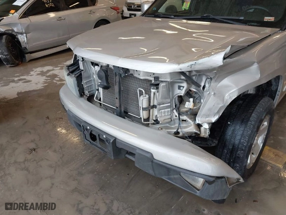 2009 Chevrolet Colorado LT w/1LT with VIN 1GCCS139X98101911, listed as a IAAI auction lot 41383161 with 101,085 mi miles. Bid and sale history available at carsss.com. Image 17.