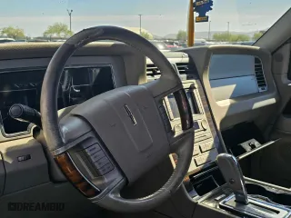 2009 Lincoln Navigator with VIN 5LMFU28599EJ00293, listed as a Copart auction lot 44081555 with 161,993 mi miles and Clean Title. Bid and sale history available at carsss.com. Image 9.