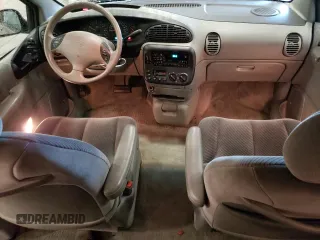 1996 Dodge Caravan LE with VIN 1B4GP54L7TB361937, listed as a Copart auction lot 71636564 with 186,812 mi miles and Salvage Title. Bid and sale history available at carsss.com. Image 8.
