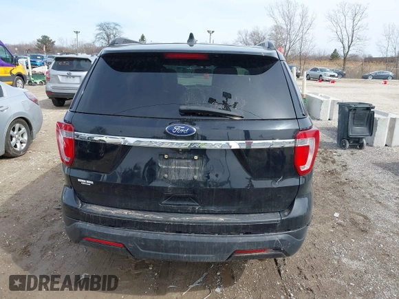 2018 Ford Explorer z VIN 1FM5K7B89JGA96212, wystawiony jako IAAI lot #41849563 z przebiegiem 122 969 mil mil oraz . Historia ofert i sprzedaży dostępna na DreamBid. Obrazek 16.
