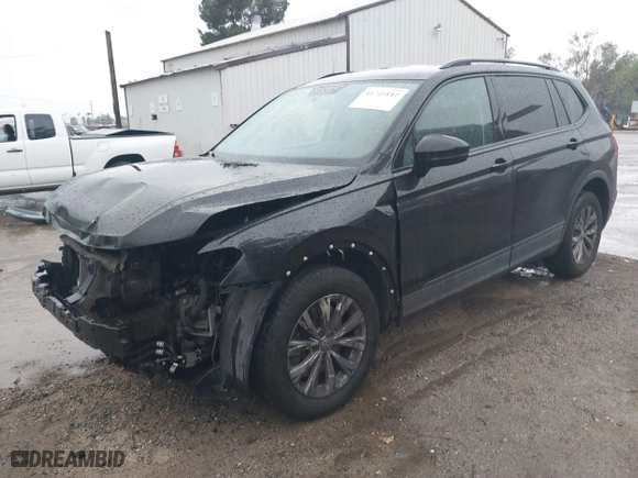 2018 Volkswagen Tiguan S with VIN 3VV1B7AX0JM101932, listed as a IAAI auction lot 41725112 with 143,780 mi miles. Bid and sale history available at carsss.com. Image 18.