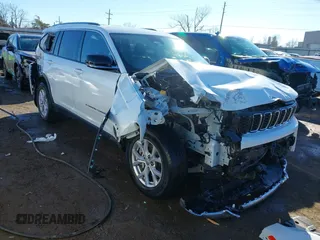 2022 Jeep Grand Cherokee Limited z VIN 1C4RJKBG7N8622646, wystawiony jako IAAI lot #41322751 z przebiegiem 37 728 mil mil oraz . Historia ofert i sprzedaży dostępna na DreamBid. Obrazek 1.
