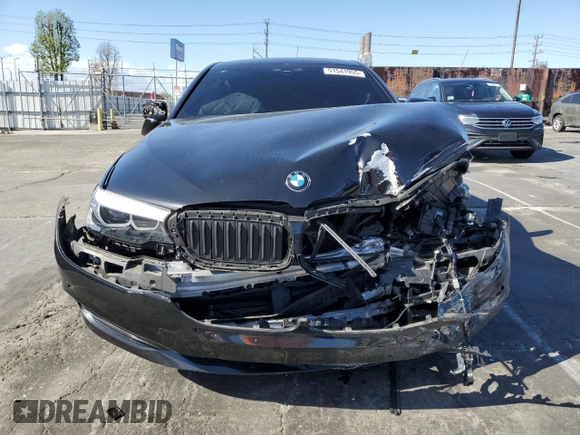 2020 BMW 5 Series 530i z VIN WBAJR3C0XLCE59997, wystawiony jako Copart lot #51541955 z przebiegiem Nie podano mil oraz Szkoda całkowita • Salvage title. Historia ofert i sprzedaży dostępna na DreamBid. Obrazek 5.