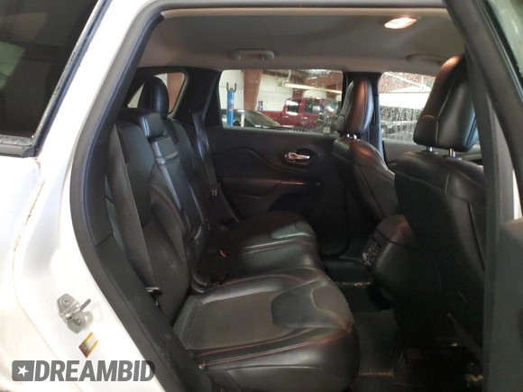 2015 Jeep Cherokee Trailhawk with VIN 1C4PJMBS6FW572245, listed as a Copart auction lot 51992855 with 150,719 mi miles and Clean title. Bid and sale history available at DreamBid. Image 11.