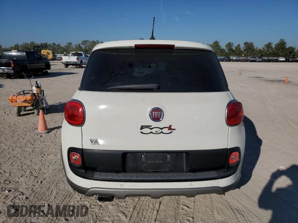 2014 FIAT 500L Trekking with VIN ZFBCFADH9EZ018472, listed as a Copart auction lot 77189464 with 155,396 mi miles and Clean Title. Bid and sale history available at carsss.com. Image 6.