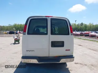 2000 GMC Savana z VIN 1GTHG39R7Y1205564, wystawiony jako IAAI lot #42283490 z przebiegiem 173 809 mil mil oraz . Historia ofert i sprzedaży dostępna na DreamBid. Obrazek 15.