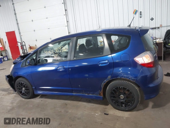 2010 Honda Fit Sport with VIN JHMGE8H41AC024229, listed as a IAAI auction lot 42436936 with 130,839 mi miles and . Bid and sale history available at DreamBid. Image 14.