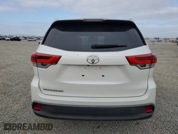 2018 Toyota Highlander LE with VIN 5TDZARFH6JS040524, listed as a Copart auction lot 54171085 with 62,341 mi miles and Salvage title. Bid and sale history available at DreamBid. Image 6.