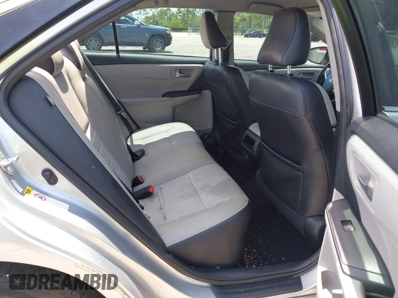2015 Toyota Camry XLE z VIN 4T1BF1FK5FU970543, wystawiony jako IAAI lot #42373776 z przebiegiem 119 090 mil mil oraz . Historia ofert i sprzedaży dostępna na DreamBid. Obrazek 8.