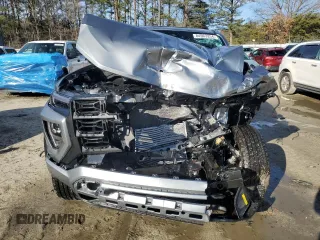 2024 GMC Canyon 2WD Elevation with VIN 1GTP5BEK6R1112914, listed as a Copart auction lot 84963254 with 15,565 mi miles and Salvage Title. Bid and sale history available at carsss.com. Image 5.