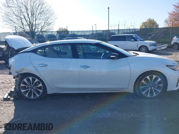 2023 Nissan Maxima Platinum z VIN 1N4AA6FV0PC513268, wystawiony jako IAAI lot #41986554 z przebiegiem 11 004 mil mil oraz . Historia ofert i sprzedaży dostępna na DreamBid. Obrazek 12.