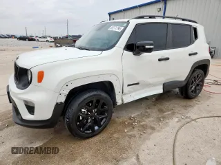 2023 Jeep Renegade Altitude z VIN ZACNJDE1XPPP19771, wystawiony jako Copart lot #59271795 z przebiegiem 33 848 mil mil oraz Czysty tytuł • Clean title. Historia ofert i sprzedaży dostępna na DreamBid. Obrazek 1.