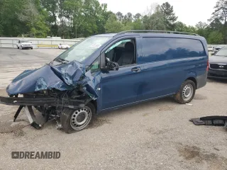 2017 Mercedes-Benz Metris Cargo z VIN WD3PG2EA2H3334686, wystawiony jako Copart lot #52012805 z przebiegiem Nie podano mil oraz Szkoda całkowita • Salvage title. Historia ofert i sprzedaży dostępna na DreamBid. Obrazek 1.